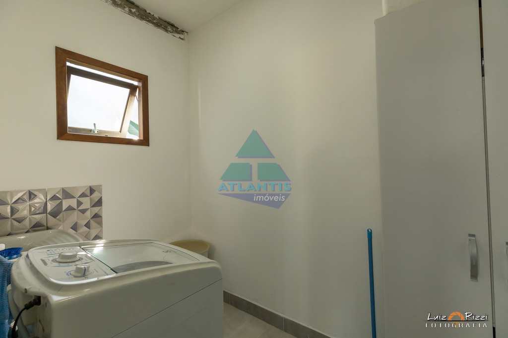 Casa em Ubatuba, no bairro Praia da Enseada