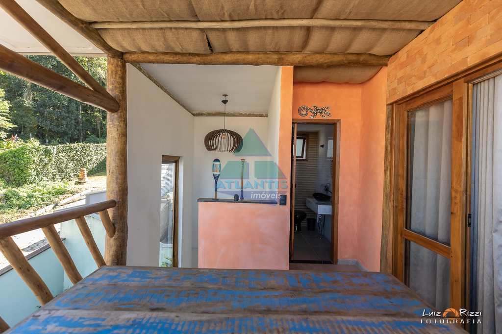 Casa em Ubatuba, no bairro Praia da Enseada