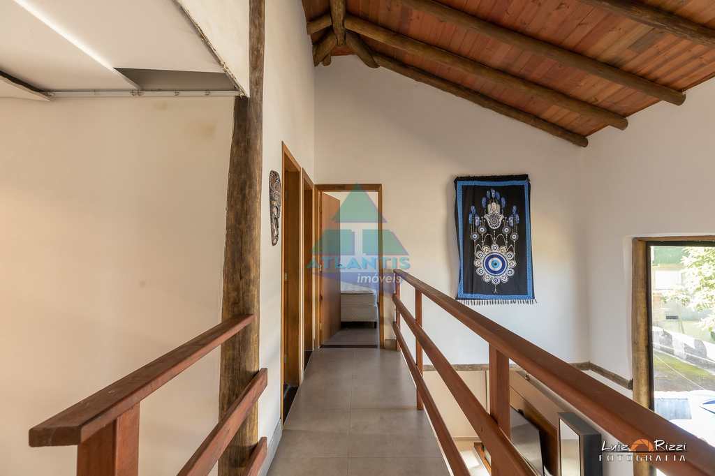 Casa em Ubatuba, no bairro Praia da Enseada