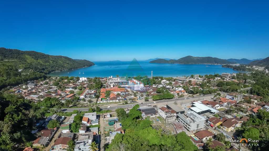 Casa em Ubatuba, no bairro Praia da Enseada
