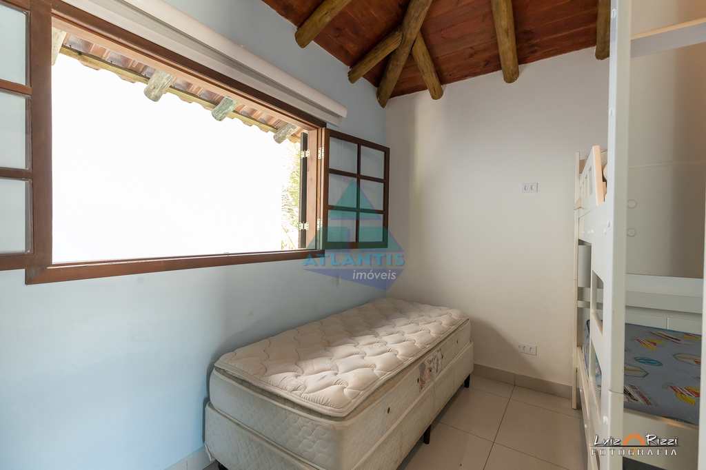 Casa em Ubatuba, no bairro Praia da Enseada