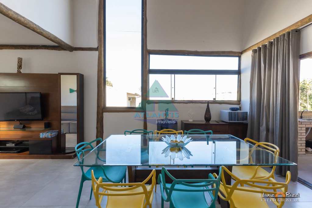 Casa em Ubatuba, no bairro Praia da Enseada