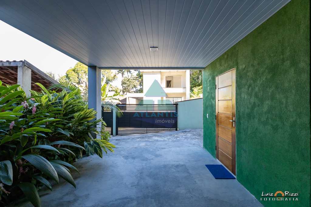Casa em Ubatuba, no bairro Praia da Enseada