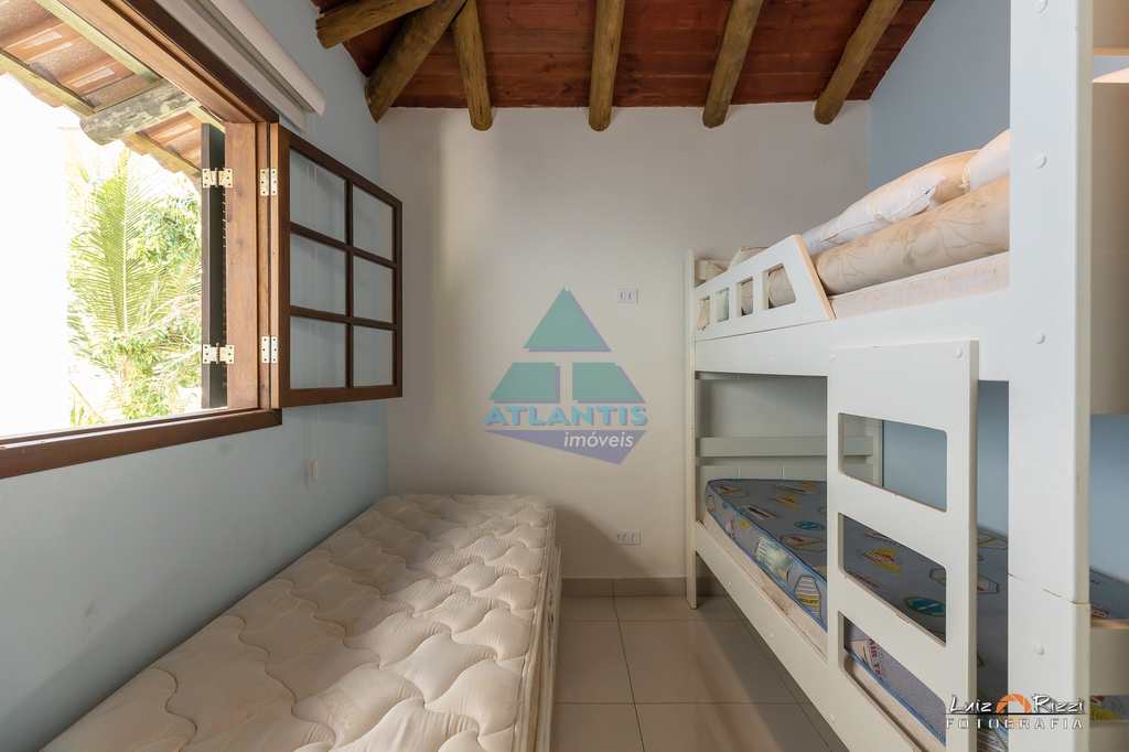 Casa em Ubatuba, no bairro Praia da Enseada
