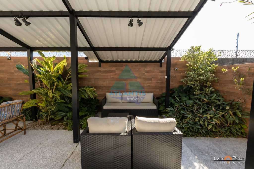 Casa em Ubatuba, no bairro Jardim Carolina