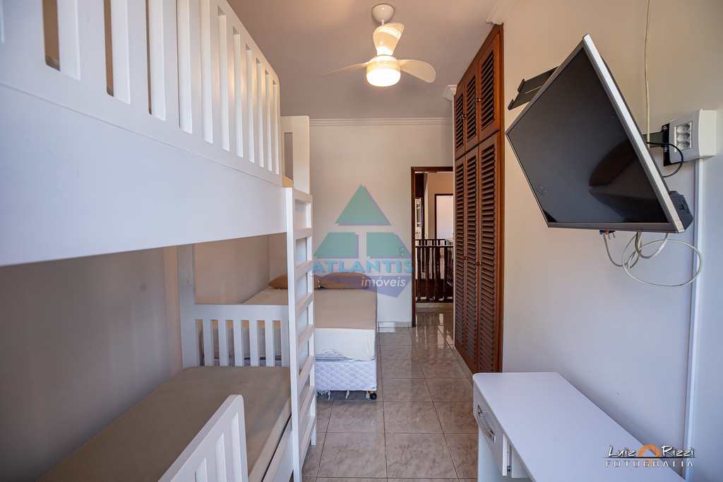 Casa em Ubatuba, no bairro Enseada