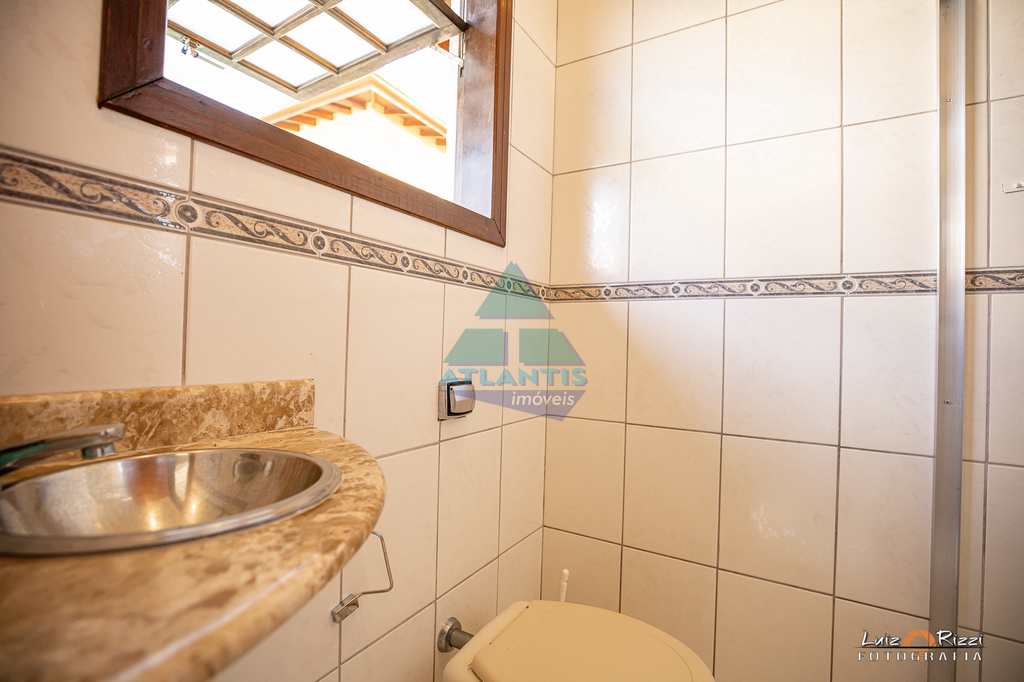 Casa em Ubatuba, no bairro Enseada