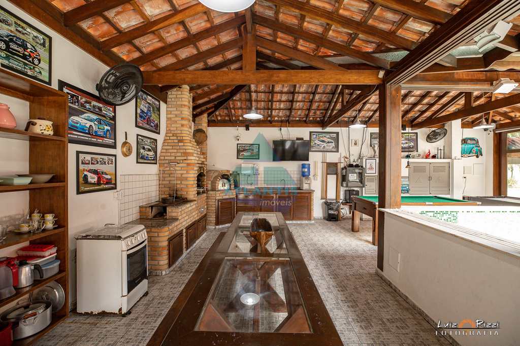 Casa em Ubatuba, no bairro Enseada