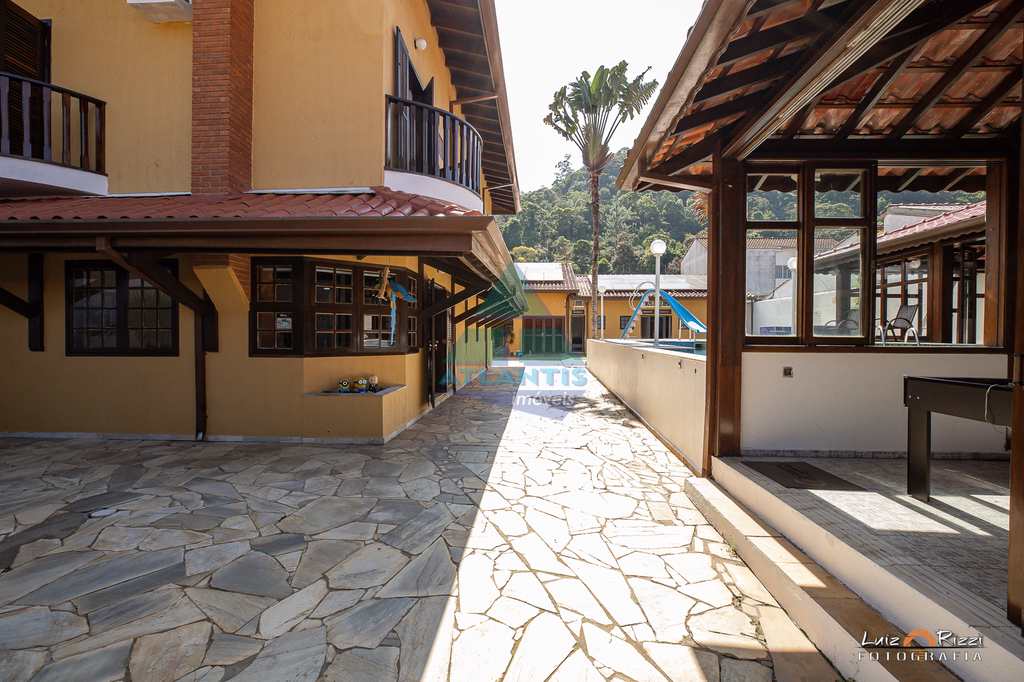 Casa em Ubatuba, no bairro Enseada