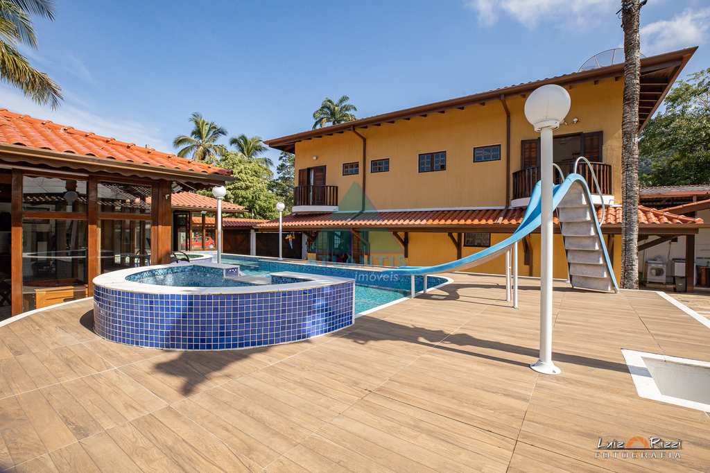 Casa em Ubatuba, no bairro Enseada