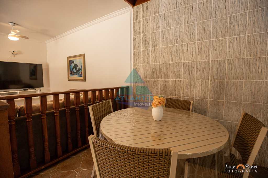 Casa em Ubatuba, no bairro Enseada