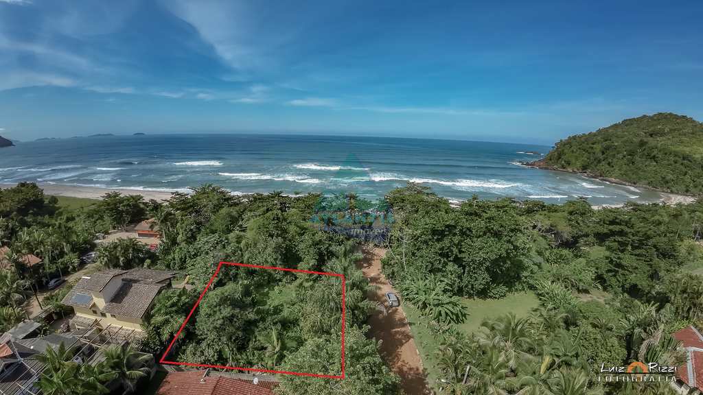 Terreno em Ubatuba, no bairro Itamambuca