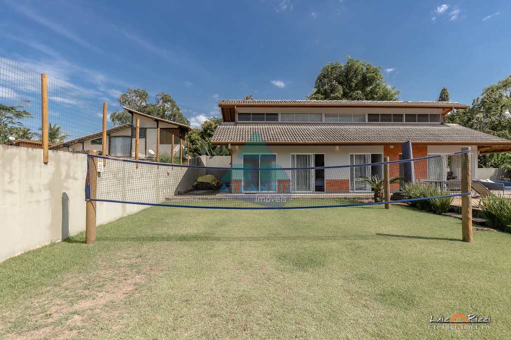 Casa em Ubatuba, no bairro Itamambuca