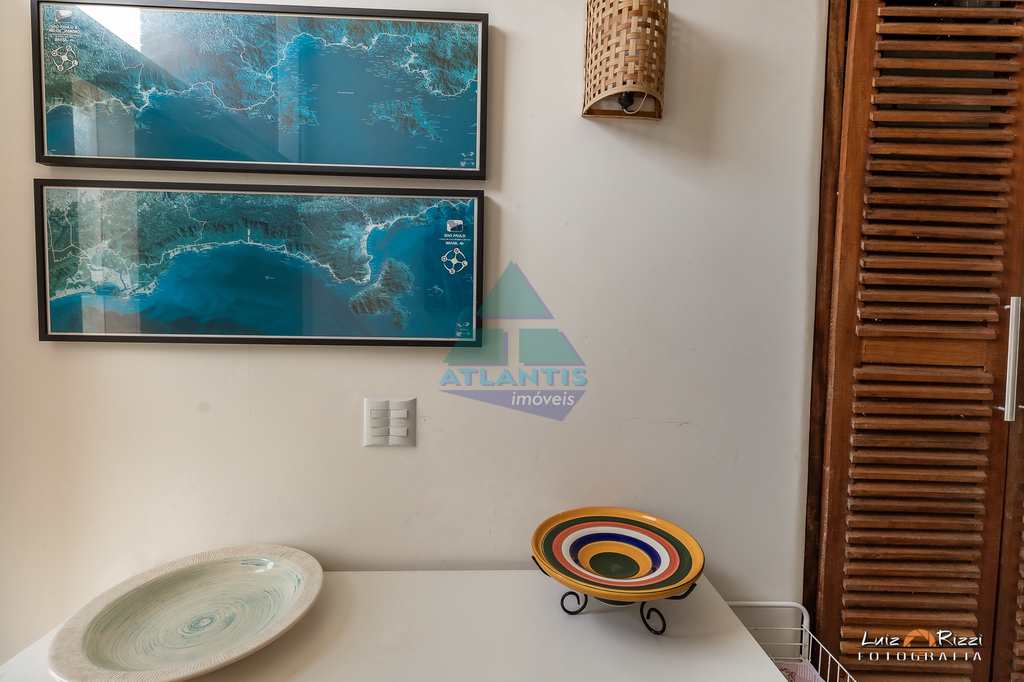 Casa em Ubatuba, no bairro Itamambuca