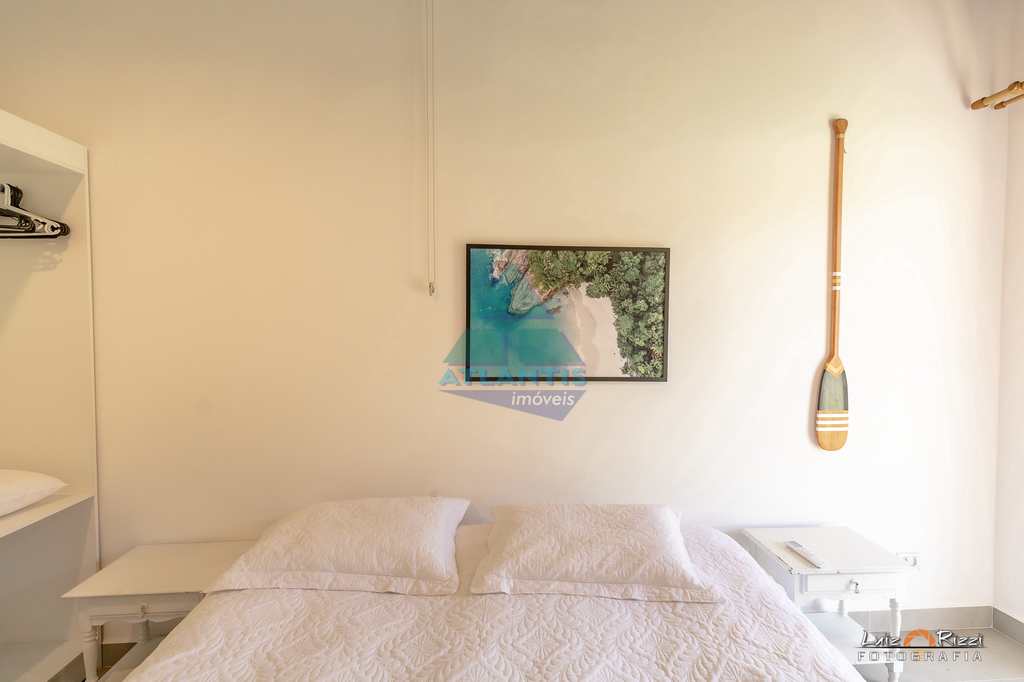 Casa em Ubatuba, no bairro Itamambuca