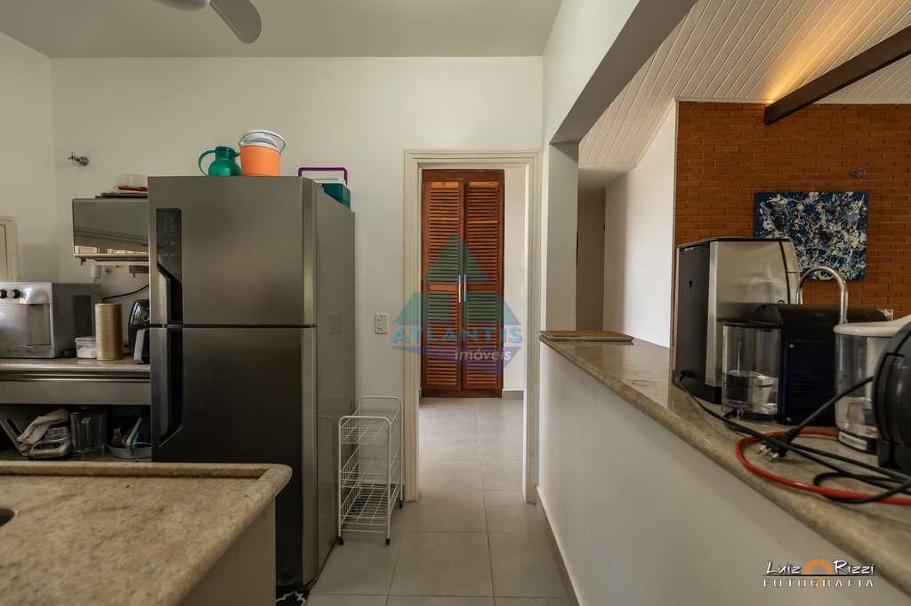 Casa em Ubatuba, no bairro Itamambuca