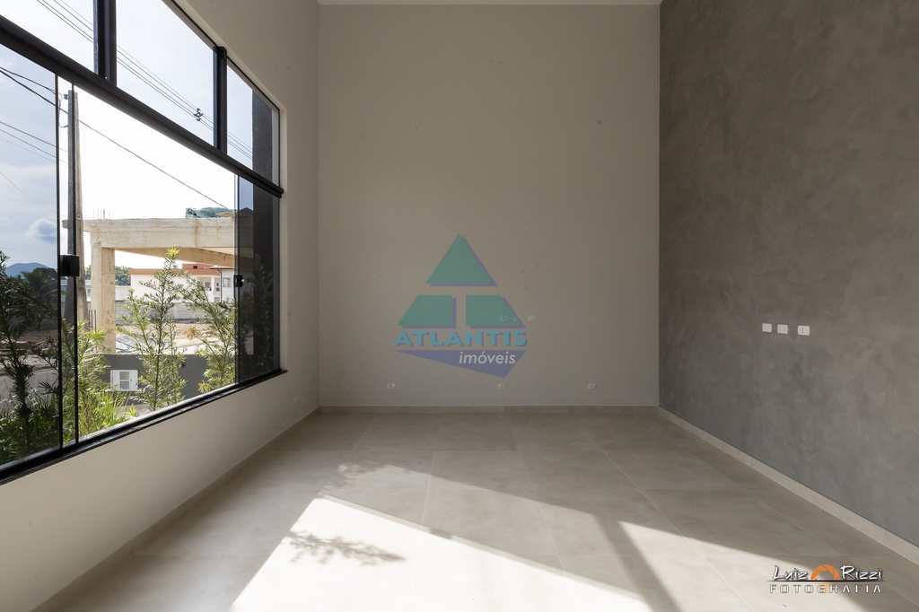 Casa em Ubatuba, no bairro Jardim Carolina