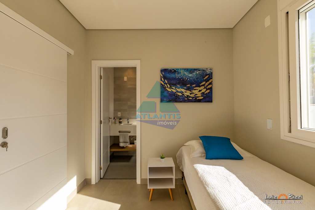 Casa em Ubatuba, no bairro Praia do Sapê