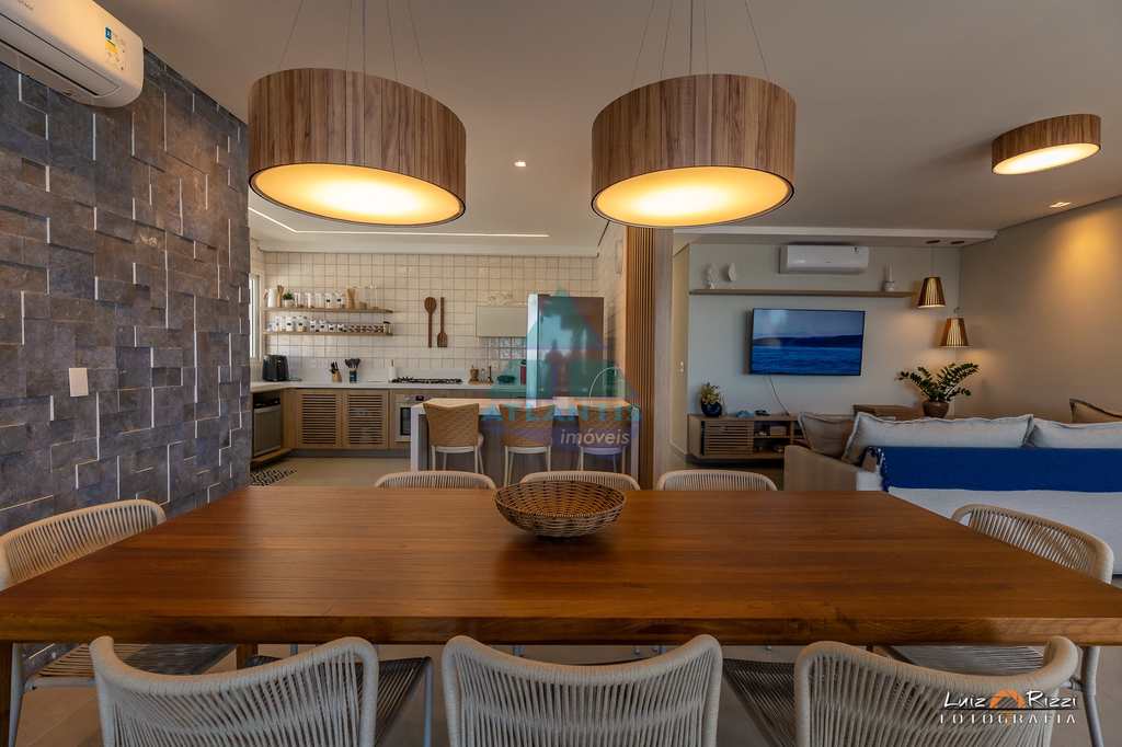 Casa em Ubatuba, no bairro Praia do Sapê