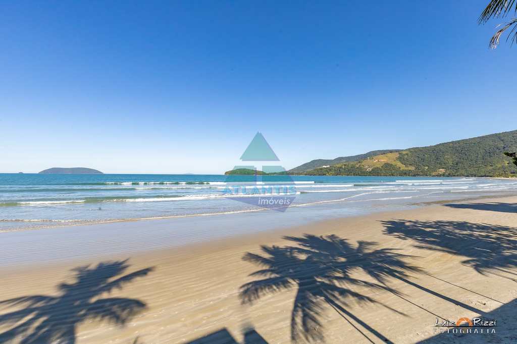 Casa em Ubatuba, no bairro Praia do Sapê