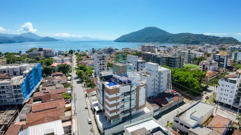 Cobertura em Ubatuba, no bairro Itagua