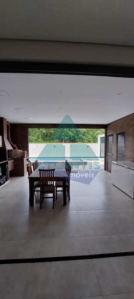 Casa em Ubatuba, no bairro Jardim Carolina