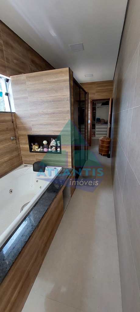 Casa em Ubatuba, no bairro Jardim Carolina