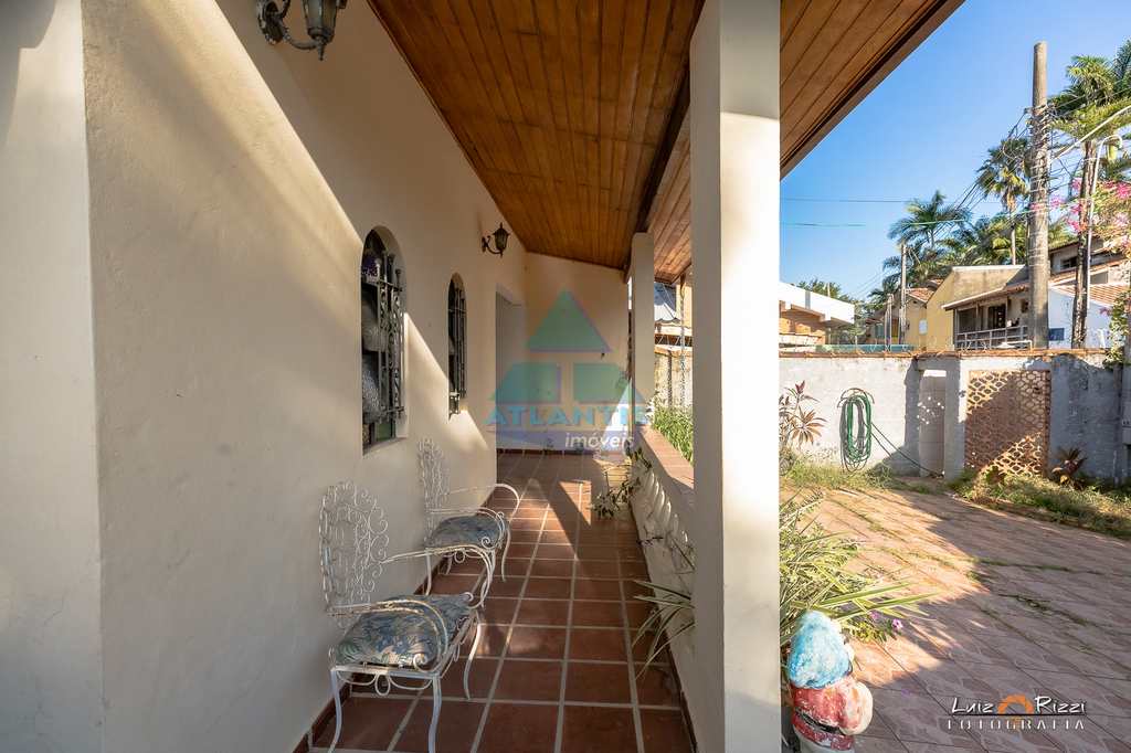 Casa em Caraguatatuba, no bairro Praia da Cocanha
