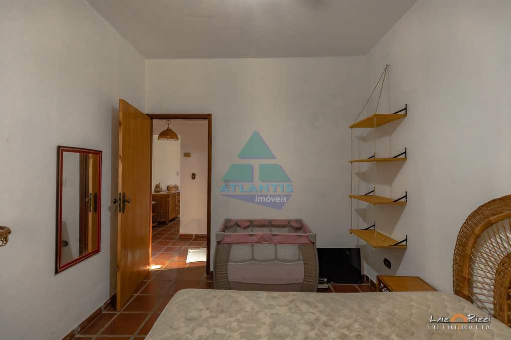 Casa em Caraguatatuba, no bairro Praia da Cocanha