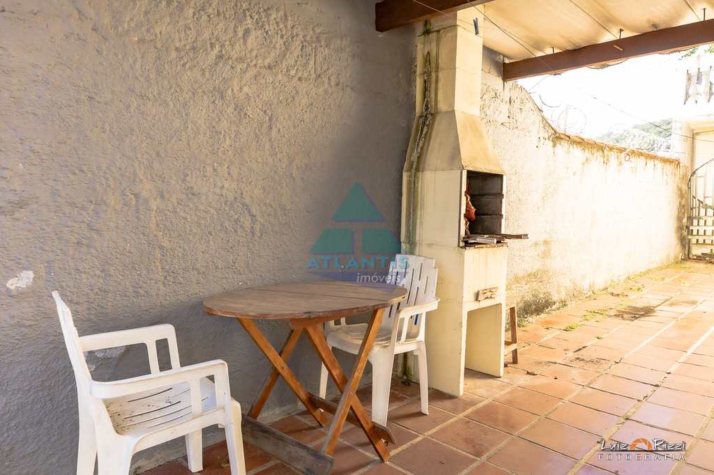 Casa em Caraguatatuba, no bairro Praia da Cocanha