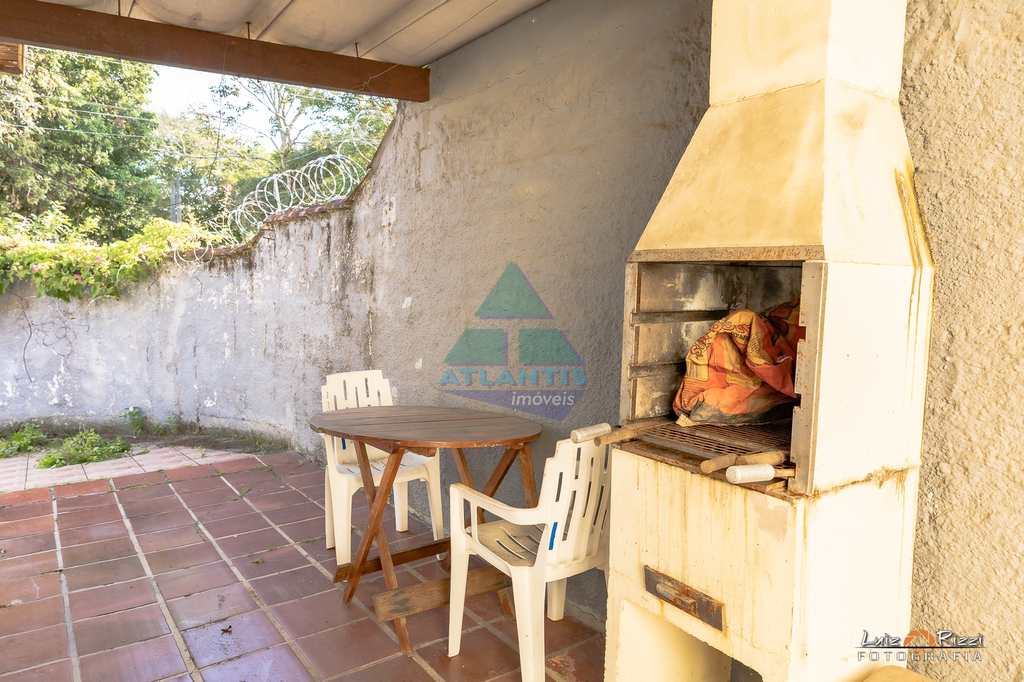 Casa em Caraguatatuba, no bairro Praia da Cocanha