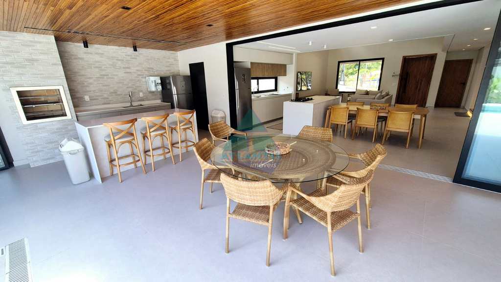 Casa de Condomínio em Caraguatatuba, no bairro Mar Verde
