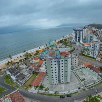 Apartamento em Caraguatatuba, bairro Martim de Sá
