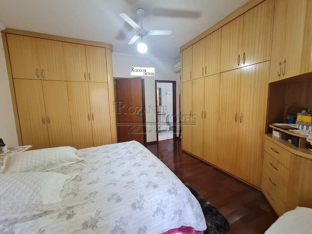 Sobrado em São Bernardo do Campo, no bairro Jardim Chácara Inglesa