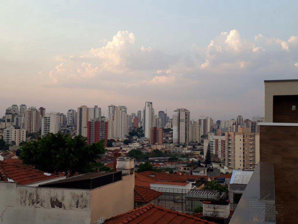 Sobrado em São Paulo, no bairro Bosque da Saúde