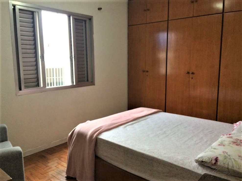 Sobrado em São Paulo, no bairro Bosque da Saúde