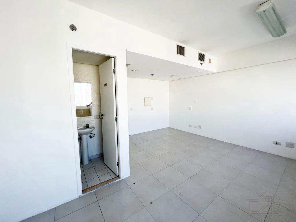 Sala Comercial em São Paulo, no bairro Liberdade