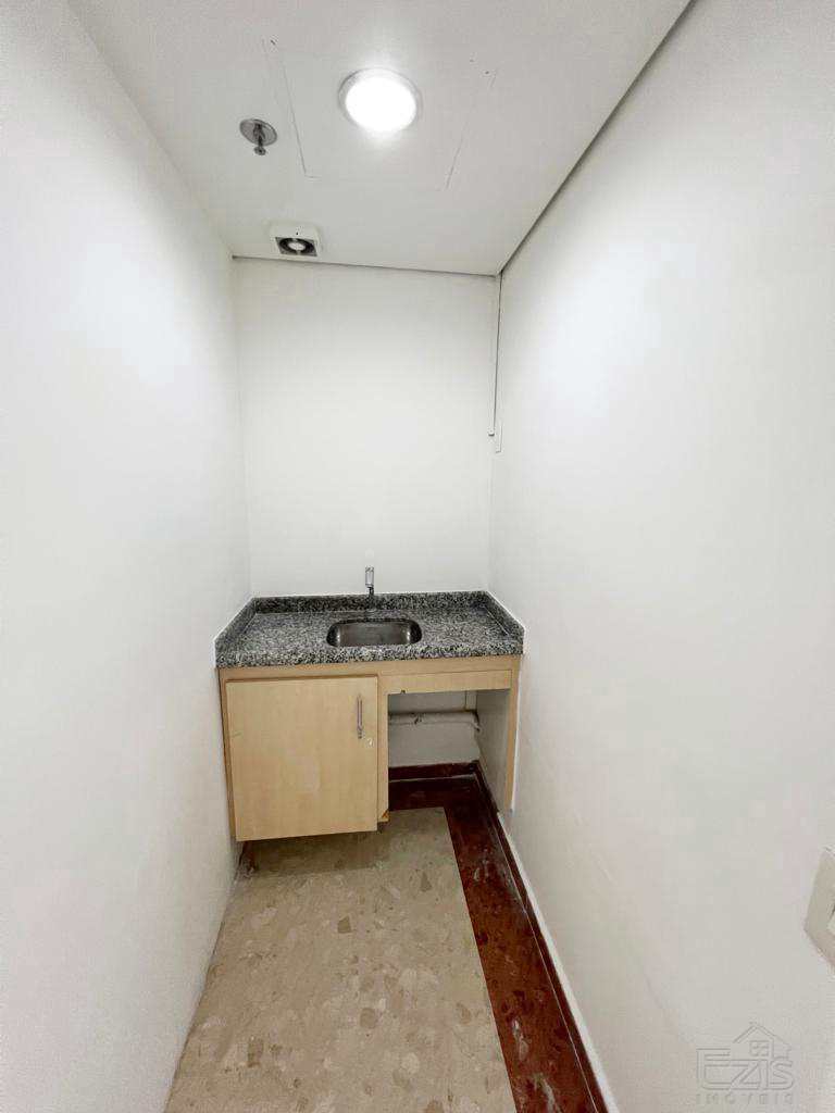 Sala Comercial em São Paulo, no bairro Liberdade