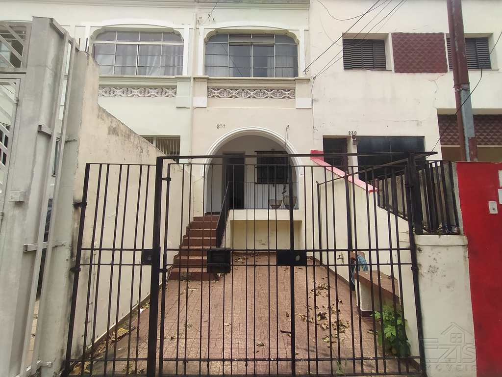 Sobrado em São Paulo, no bairro Cambuci