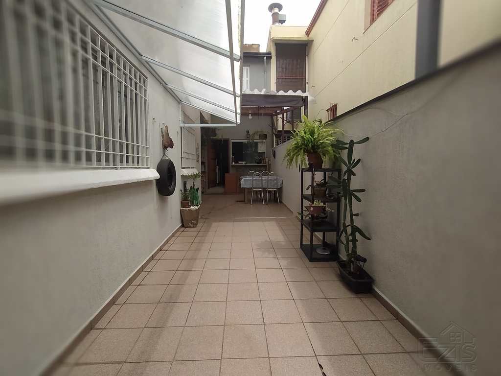 Sobrado em São Paulo, no bairro Vila Monumento