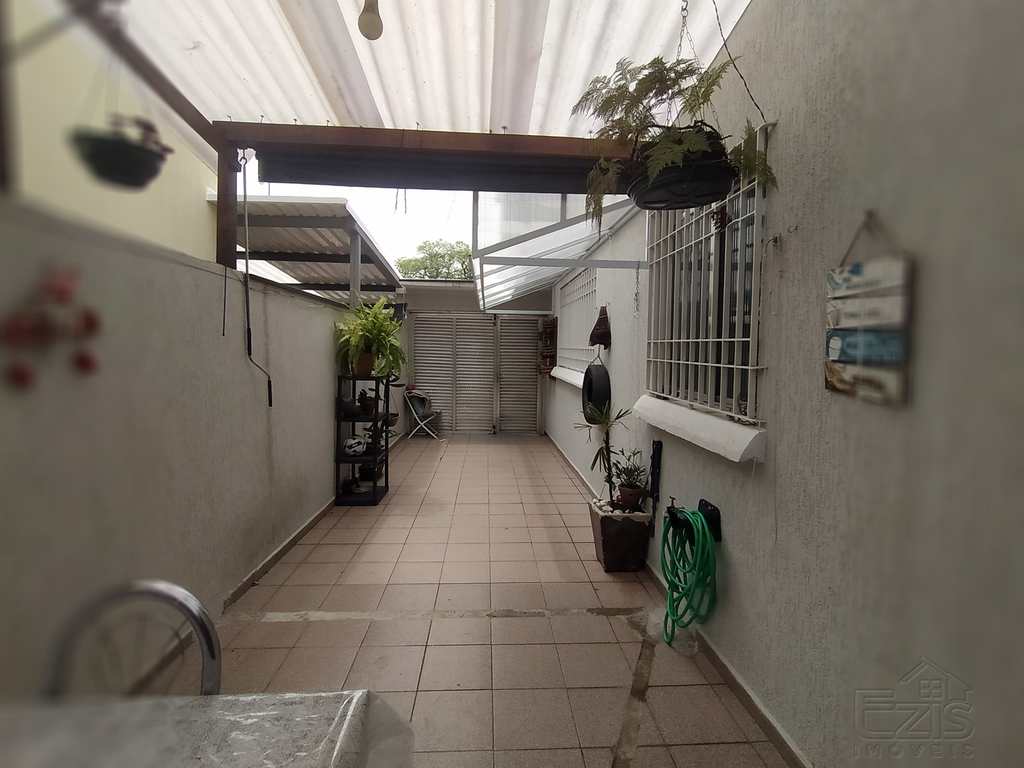 Sobrado em São Paulo, no bairro Vila Monumento