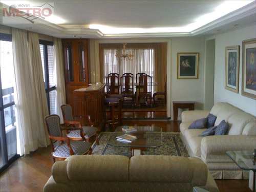 Apartamento, código 2100 em São Paulo, bairro Morumbi