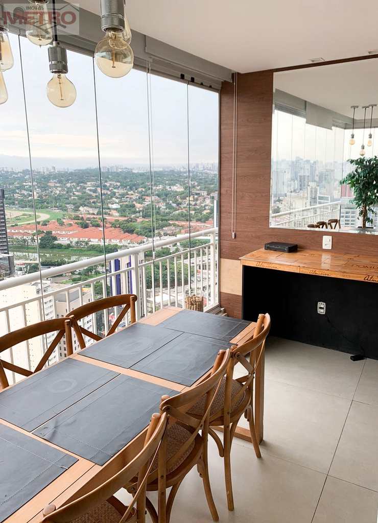 Apartamento em São Paulo, no bairro Pinheiros