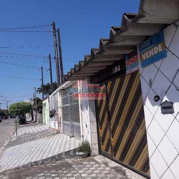 Sobrado em Mongaguá, bairro Vera Cruz