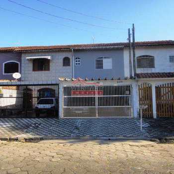 Sobrado em Mongaguá, bairro Jardim Itapoan