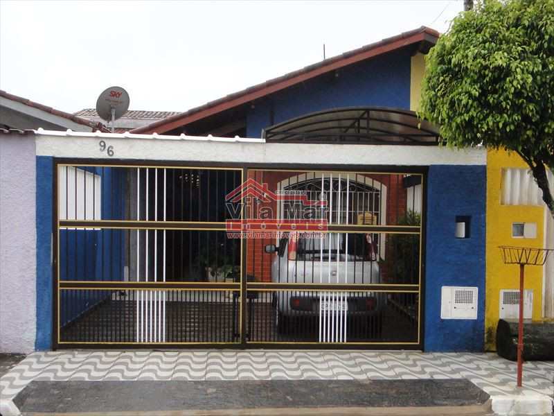 Casa em Mongaguá, no bairro Vila Dinopolis
