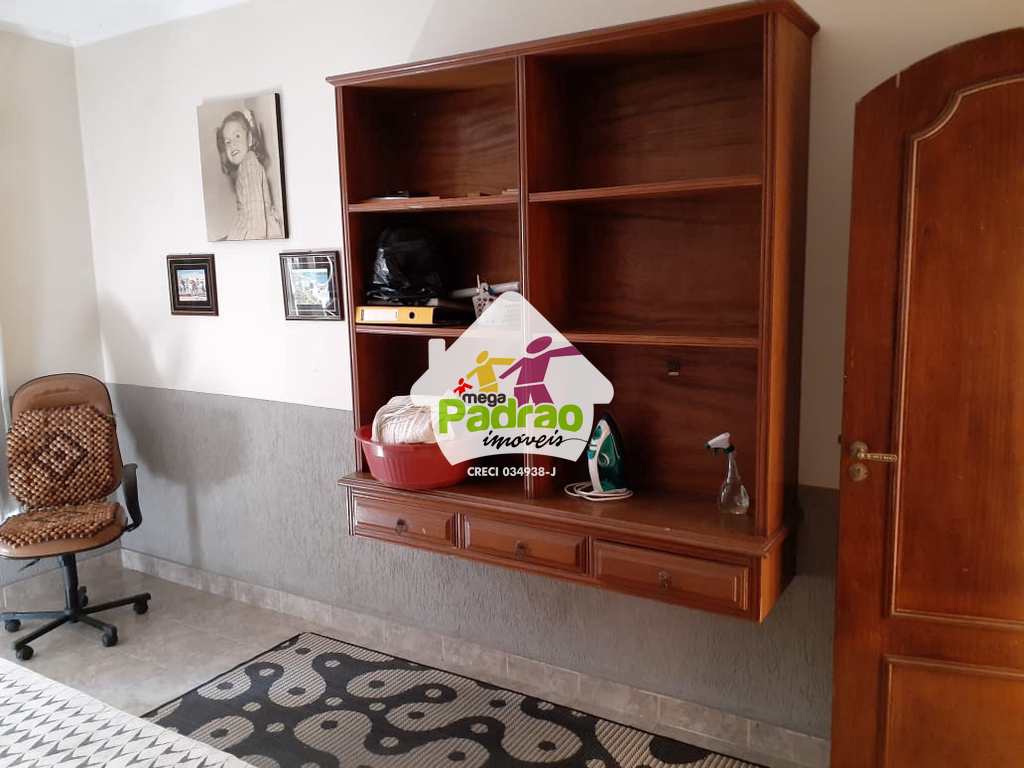 Casa em Guarulhos, no bairro Vila Galvão