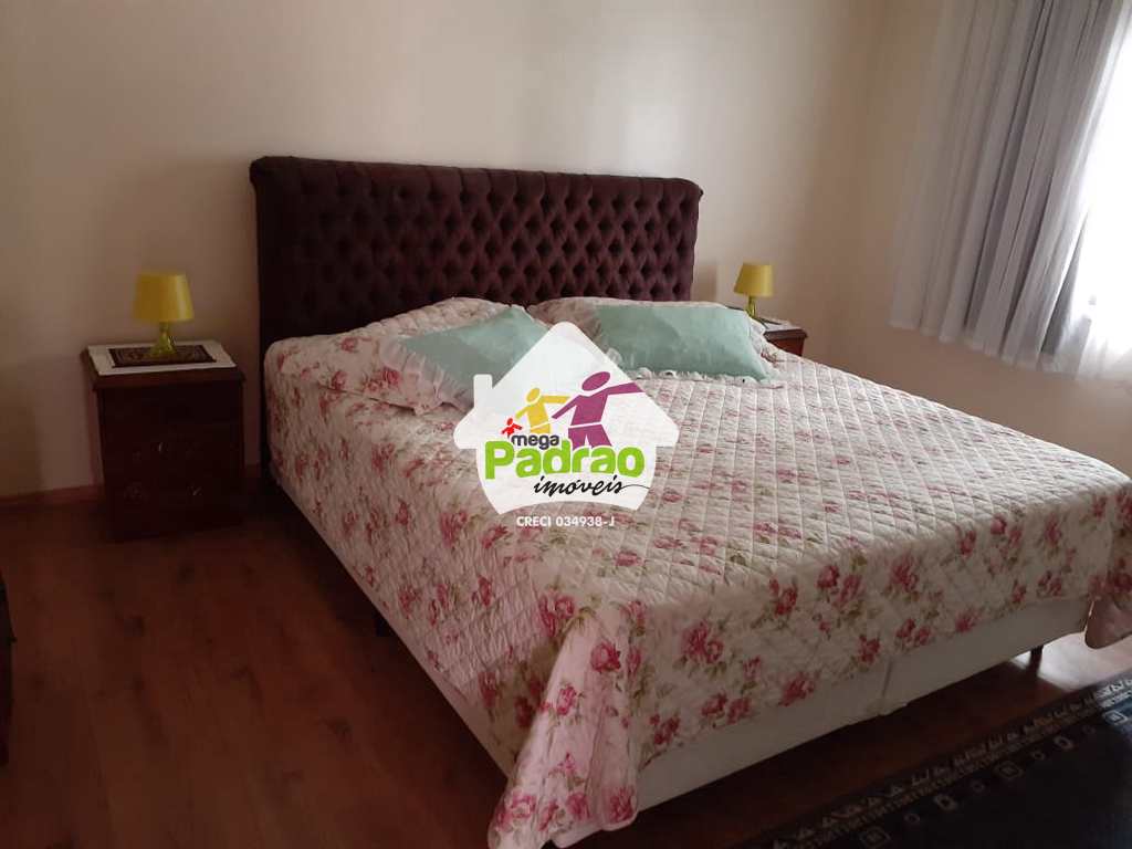 Casa em Guarulhos, no bairro Vila Galvão