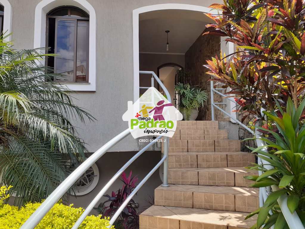 Casa em Guarulhos, no bairro Vila Galvão