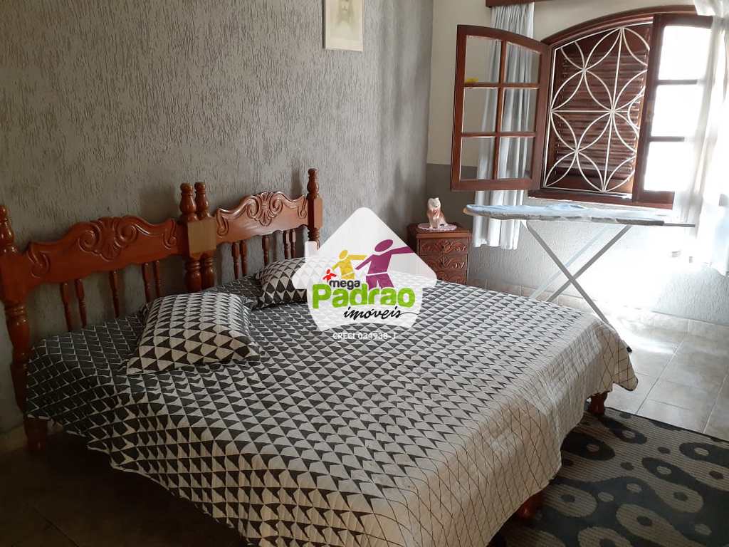 Casa em Guarulhos, no bairro Vila Galvão